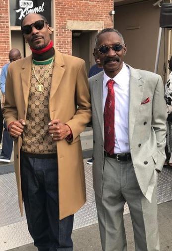 Vernell Varnado with son Snoop Dogg.